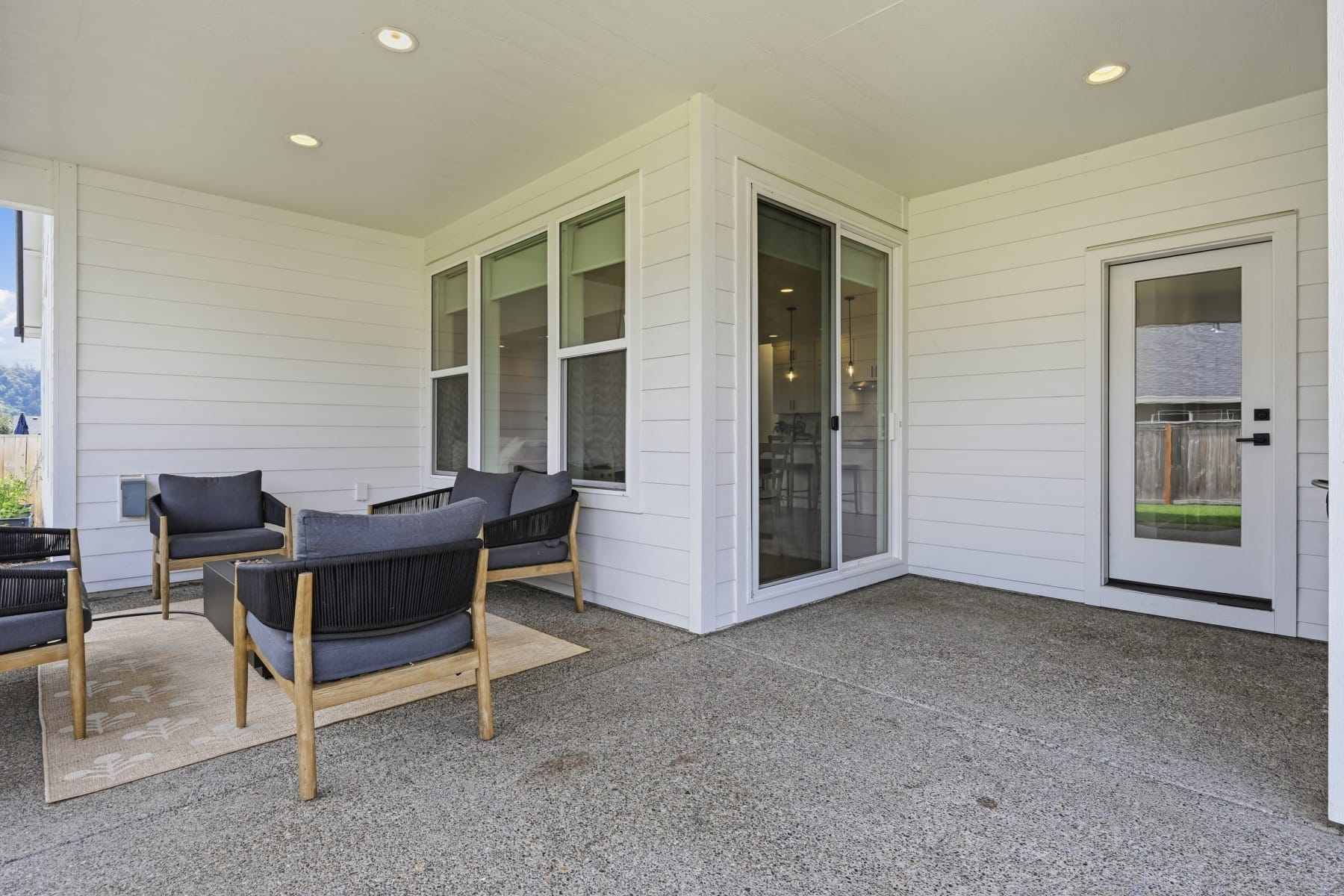  1474 MEADOW AVE Silverton, OR 97381 - 物件實景