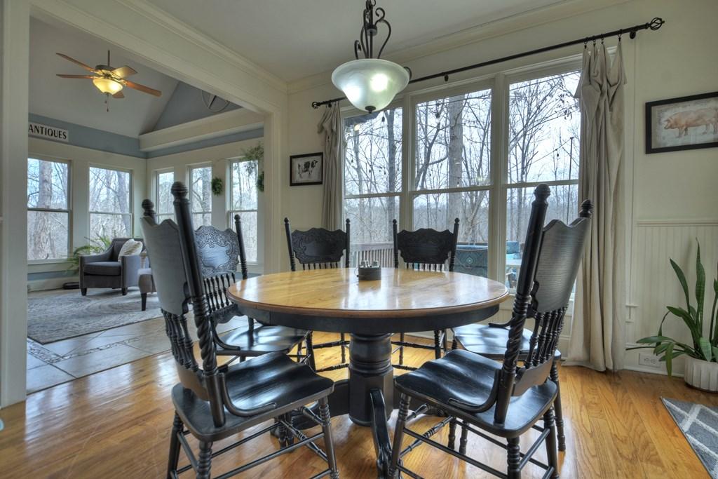 Talking Rock, Georgia, 30175, United States, 4 Bedrooms Bedrooms, ,4 BathroomsBathrooms,Residential,For Sale,1692764