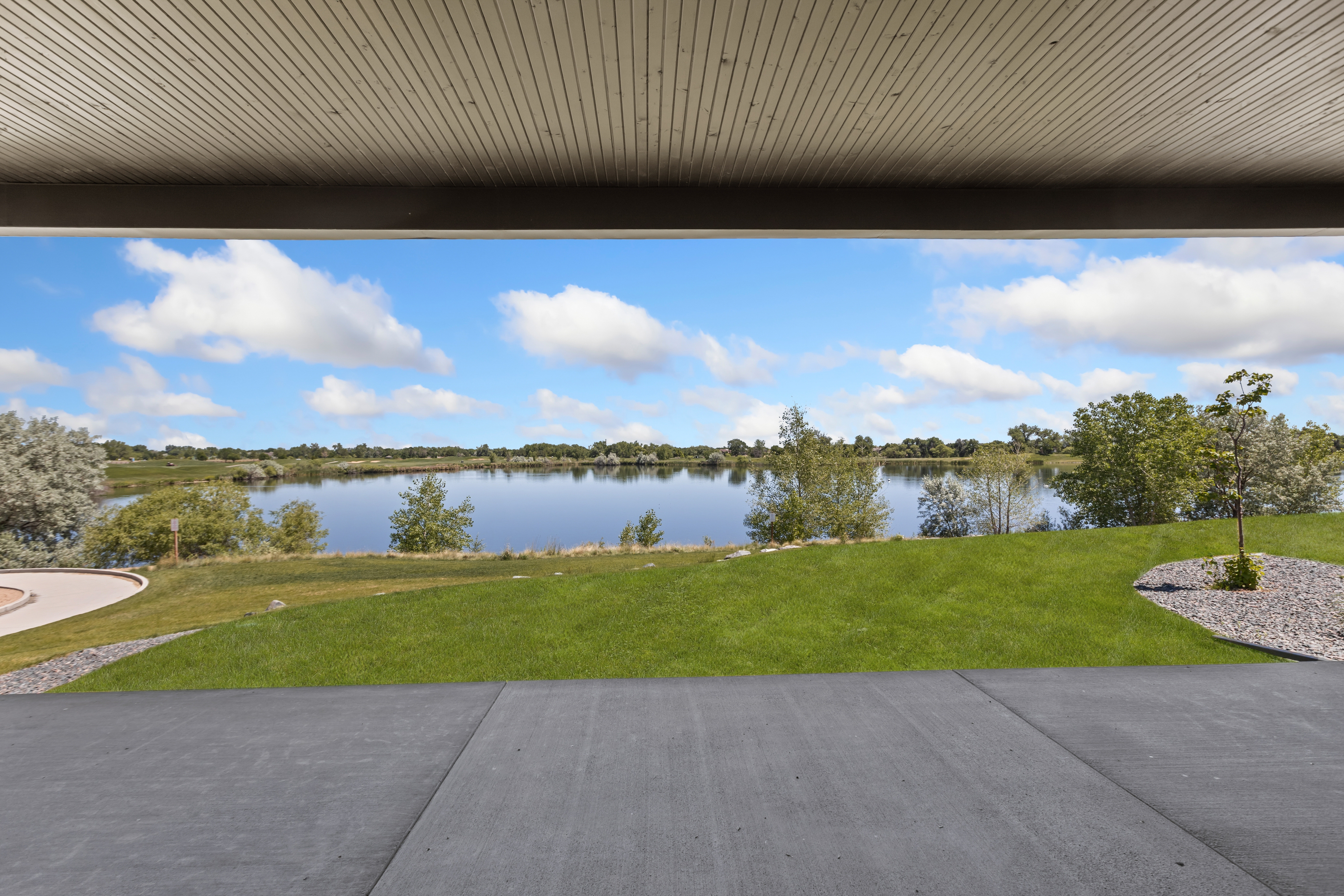  Water Valley Lakefront Living Located on one of the Best Lots - 物件實景
