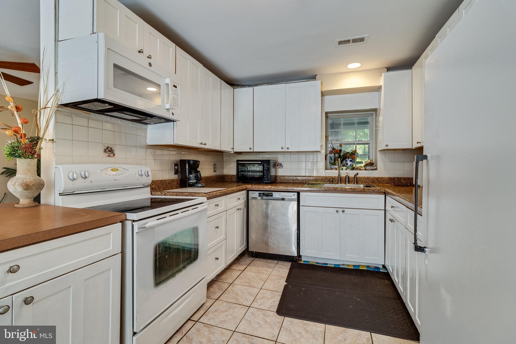 Hughesville, Maryland, 20637, United States, 3 Bedrooms Bedrooms, ,2 BathroomsBathrooms,Residential,For Sale,1937759