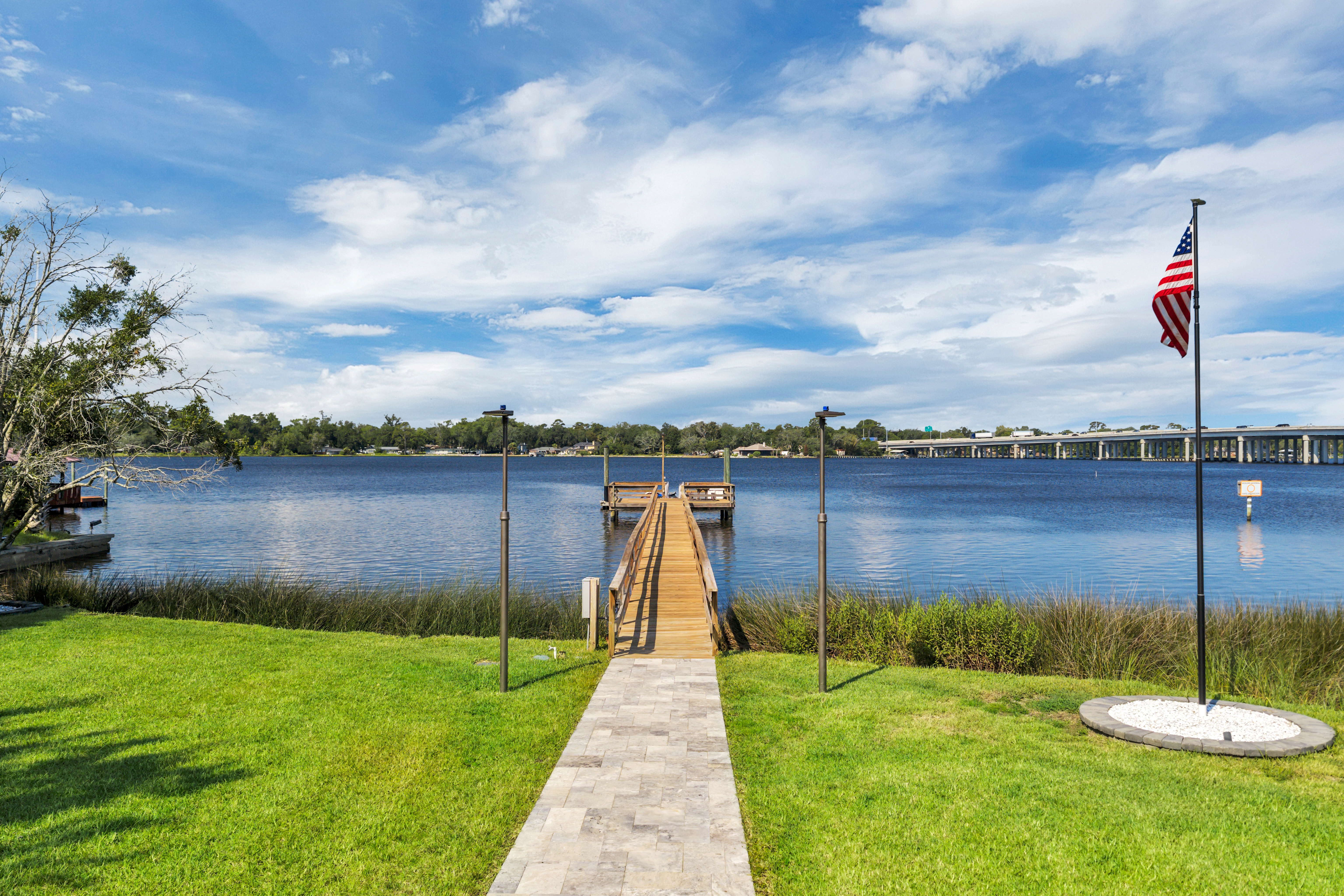  580 Broward Road, Jacksonville, FL, 32218 - 物件實景