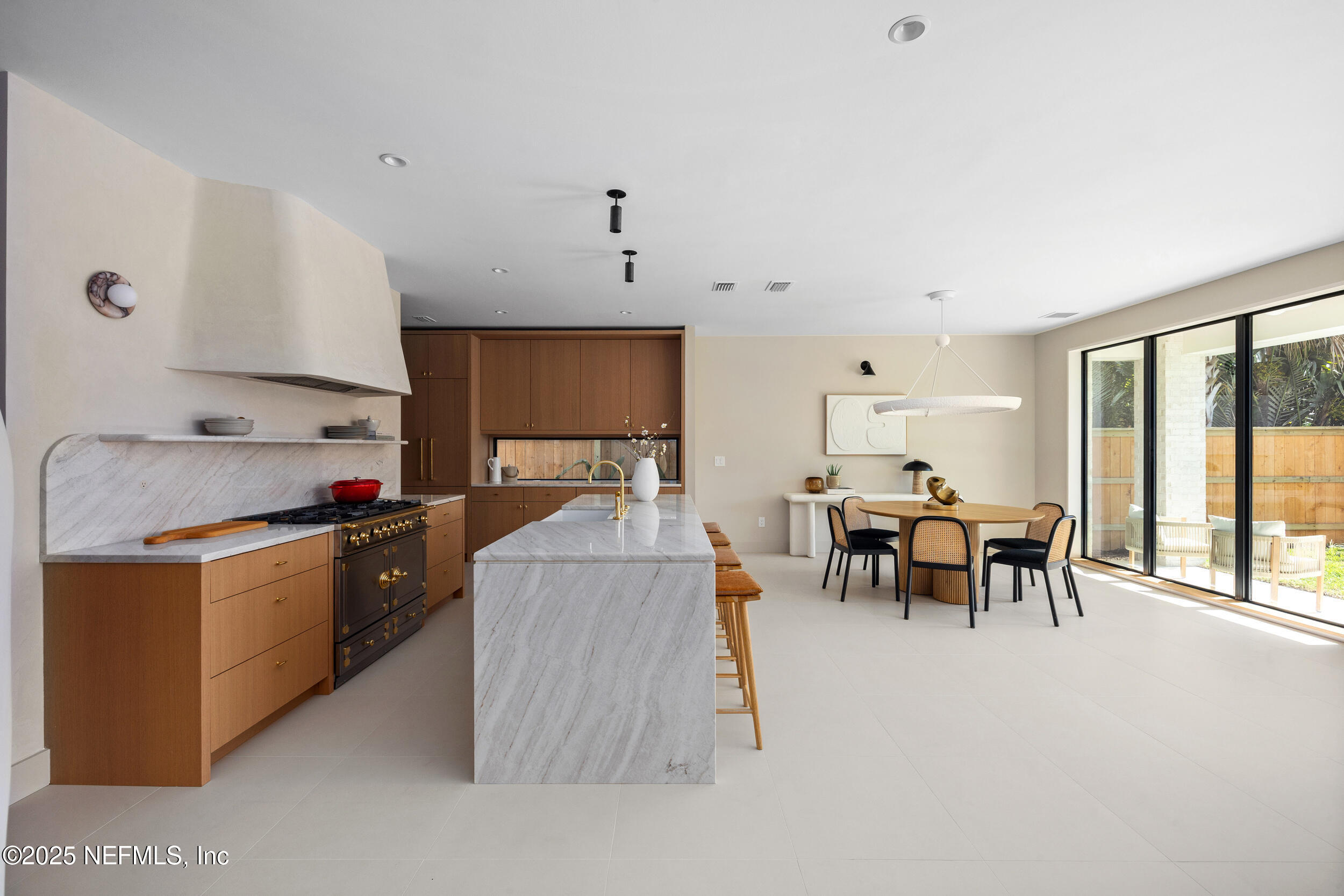 Atlantic Beach, Florida, 32233, United States, 6 Bedrooms Bedrooms, ,5 BathroomsBathrooms,Residential,For Sale,1989141