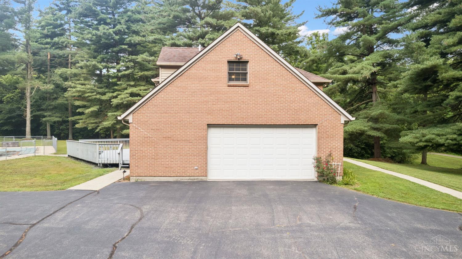 Batavia, Ohio, 45103, United States, 4 Bedrooms Bedrooms, ,4 BathroomsBathrooms,Residential,For Sale,1905917