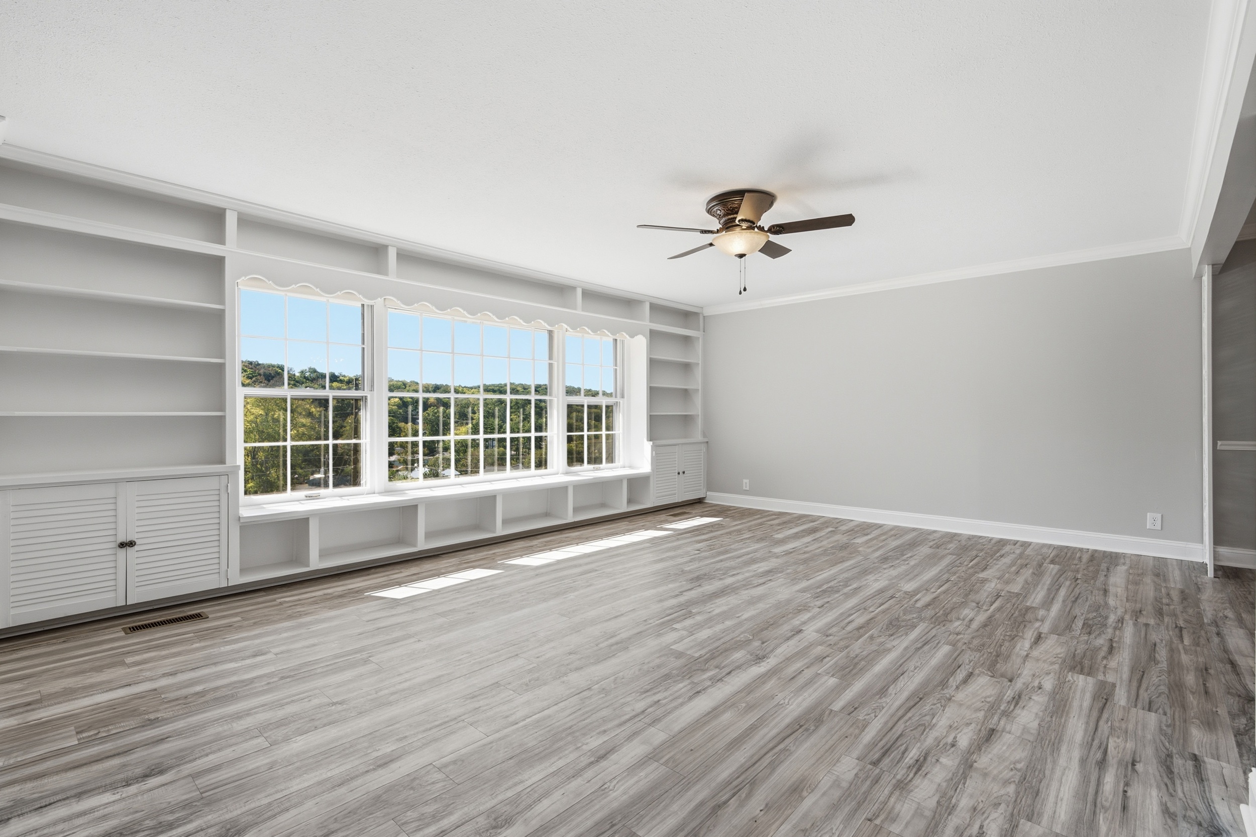  2101 Shades Crest Road SE - 物件實景