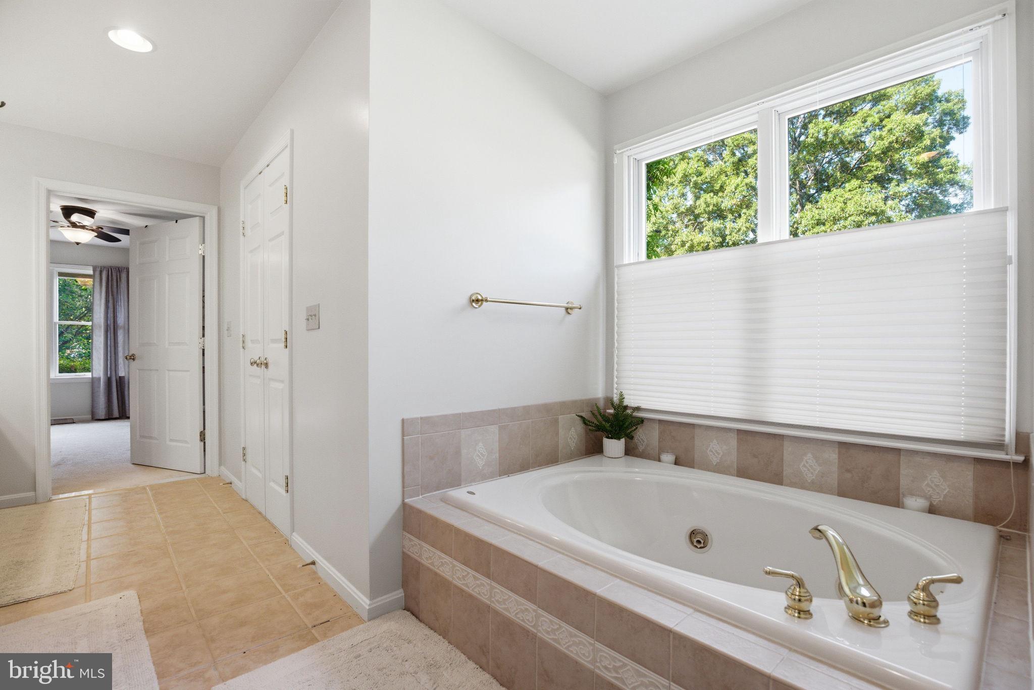 Avenue, Maryland, 20609, United States, 5 Bedrooms Bedrooms, ,4 BathroomsBathrooms,Residential,For Sale,2049341