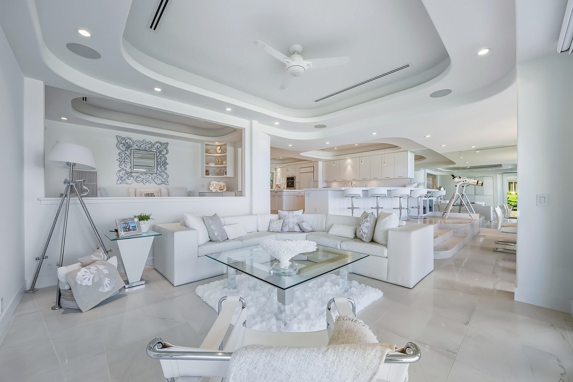 Lahaina, Hawaii, 96761, United States, 2 Bedrooms Bedrooms, ,3 BathroomsBathrooms,Residential,For Sale,1998478