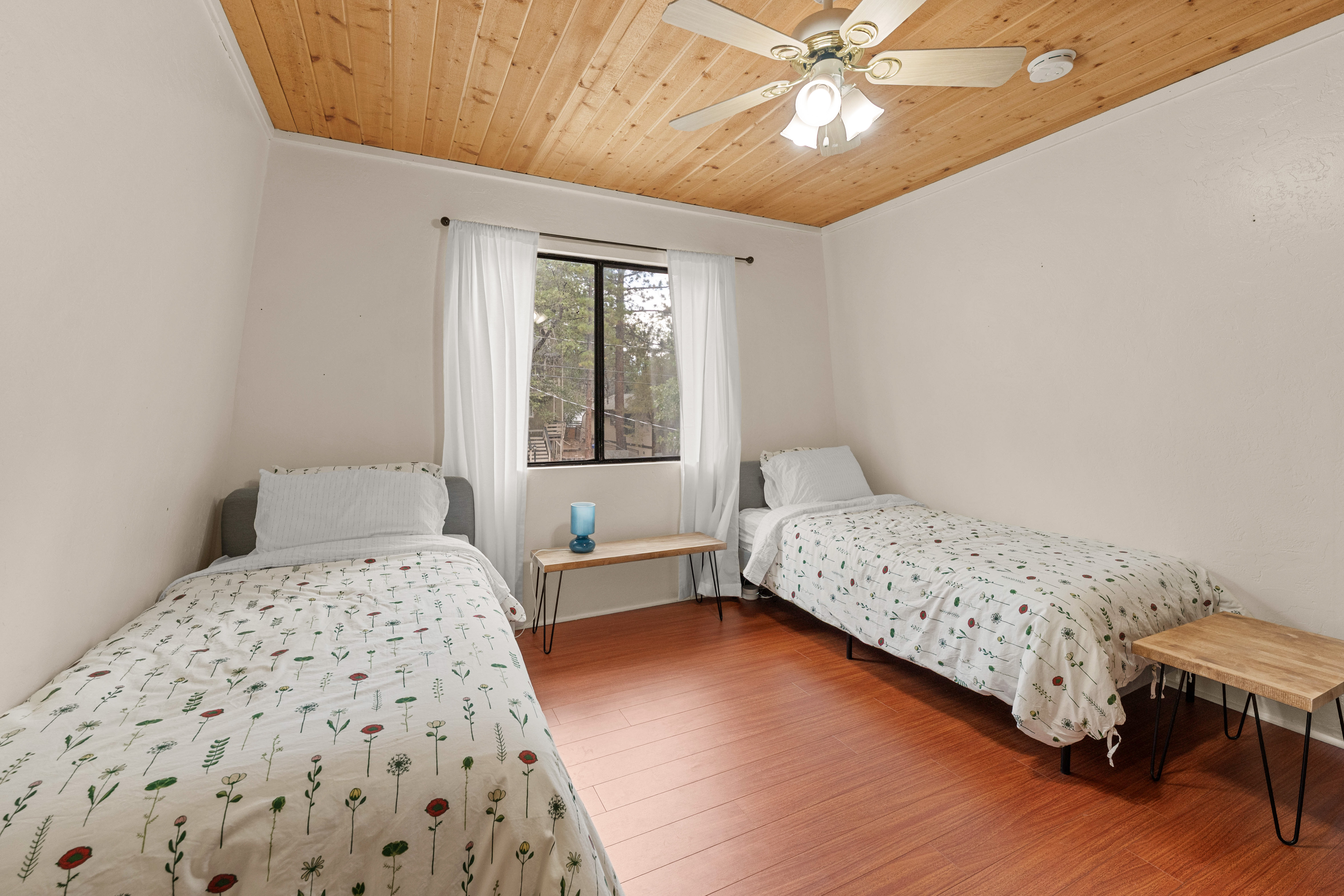  759 Spruce Lane, Sugarloaf, CA 92386 - 物件實景