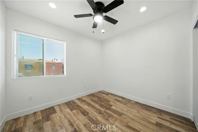 Los Angeles, California, 90044, United States, ,Residential,For Sale,1984386