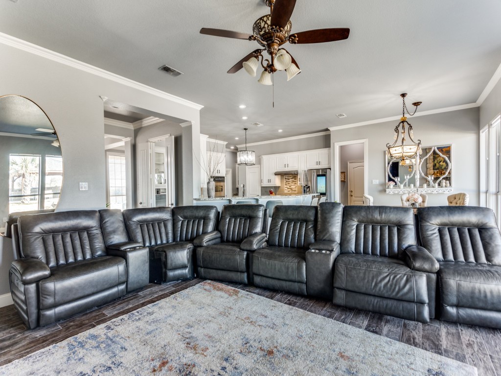 Fort Worth, Texas, 76179, United States, 5 Bedrooms Bedrooms, ,5 BathroomsBathrooms,Residential,For Sale,1721664