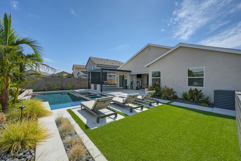Roseville, California, 95747, United States, 4 Bedrooms Bedrooms, ,4 BathroomsBathrooms,Residential,For Sale,1927249