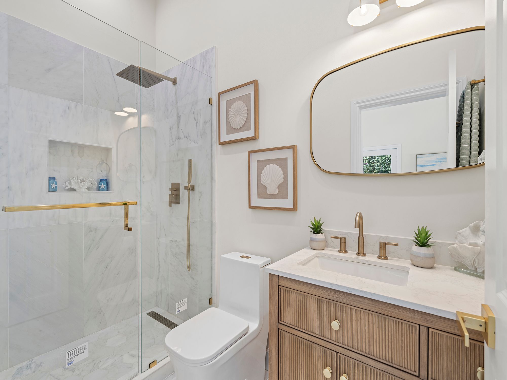  2300 John Street, Manhattan Beach, CA 90266 - 物件實景