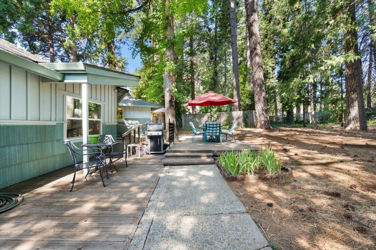 Nevada City, California, 95959, United States, 3 Bedrooms Bedrooms, ,2 BathroomsBathrooms,Residential,For Sale,1924394