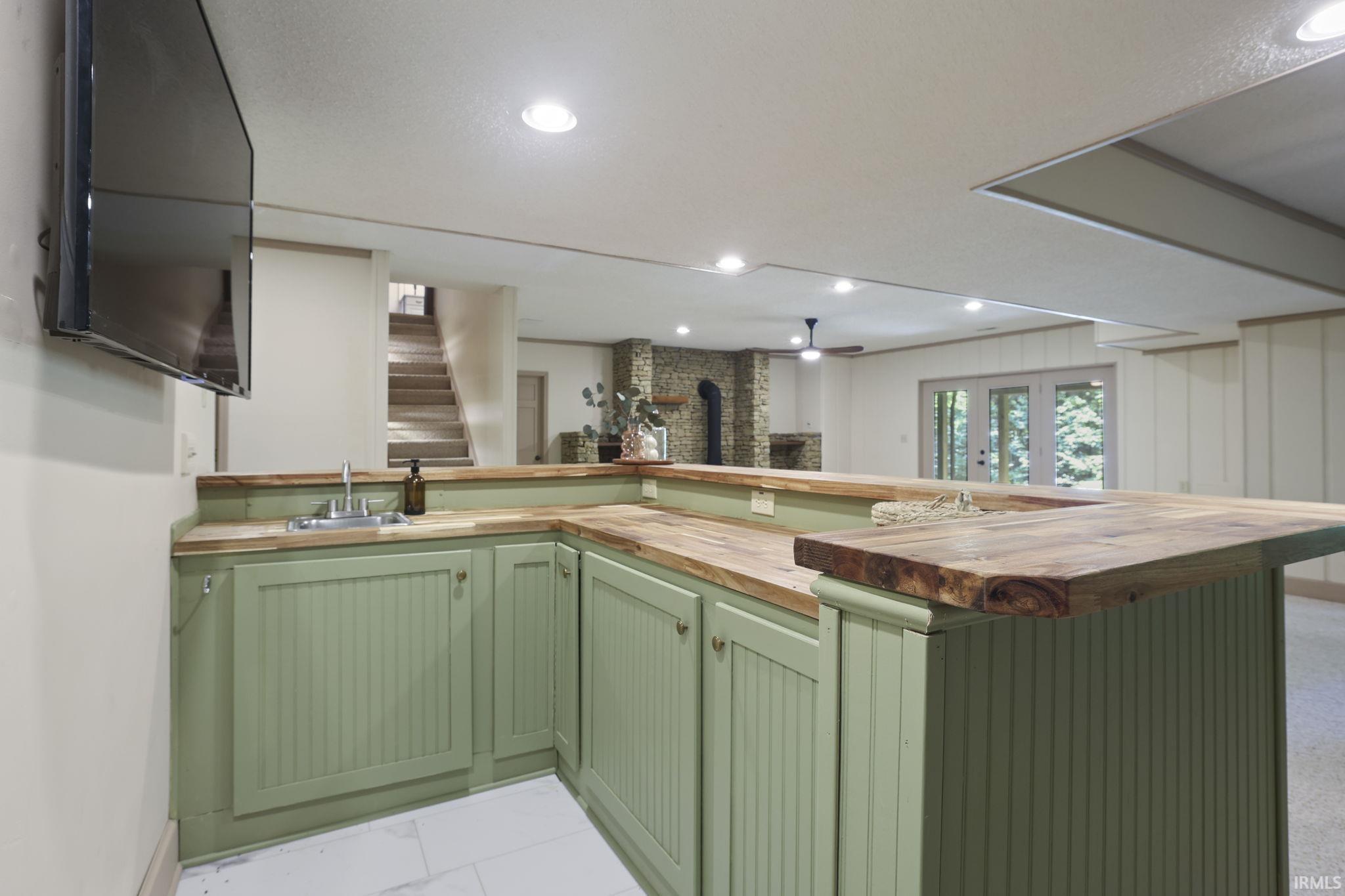 Bloomington, Indiana, 47408, United States, 4 Bedrooms Bedrooms, ,6 BathroomsBathrooms,Residential,For Sale,2037865