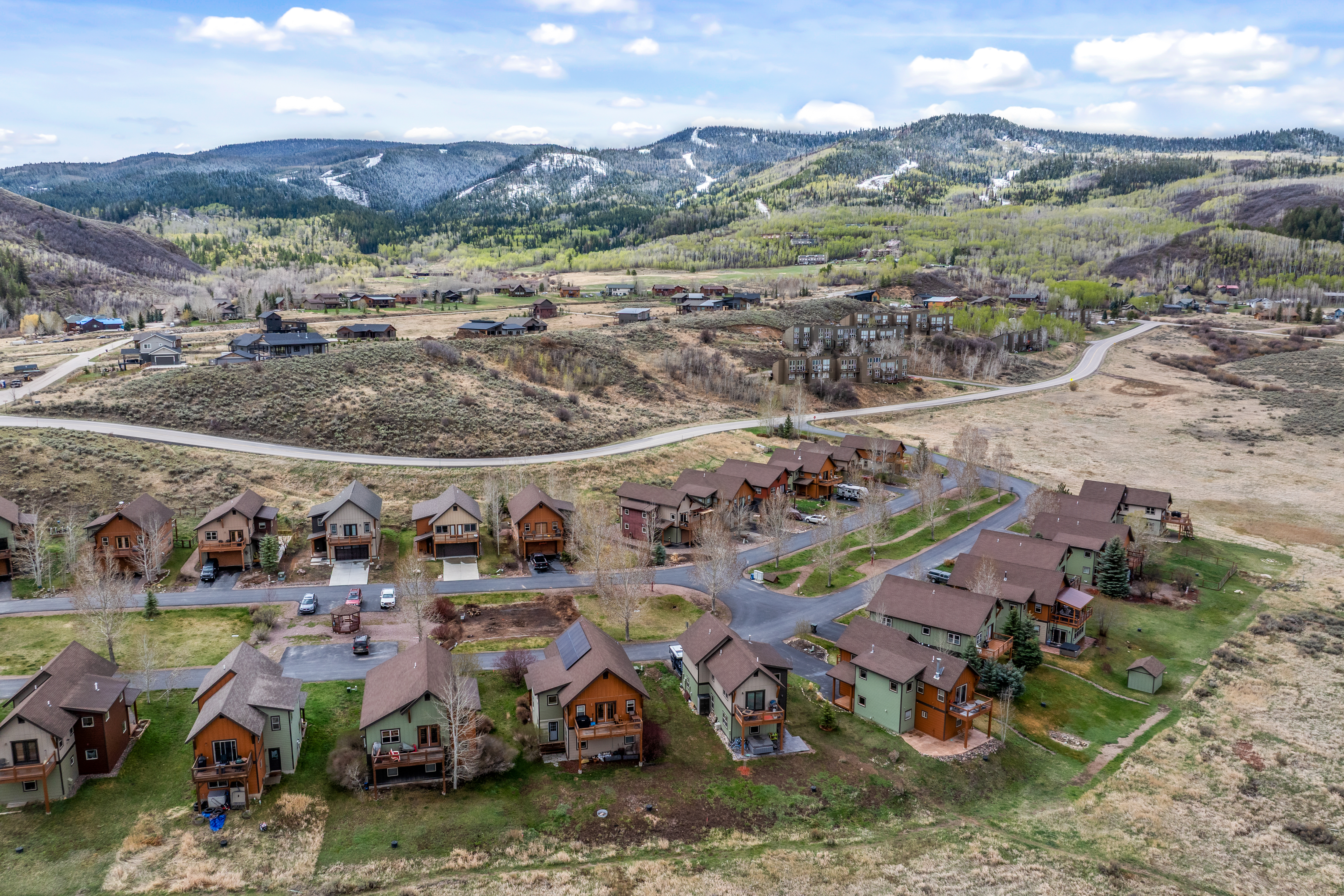  Updated Red Hawk Home w/ Spacious Layout - 物件實景