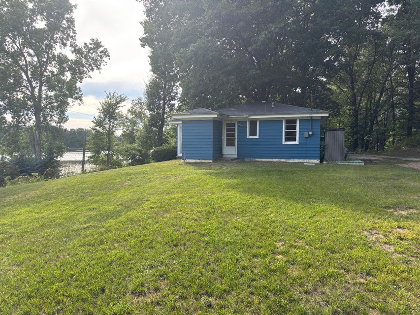 Howard City, Michigan, 49329, United States, 2 Bedrooms Bedrooms, ,1 BathroomBathrooms,Residential,For Sale,1982398