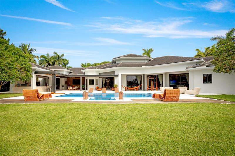 Weston, Florida, 33331, United States, 7 Bedrooms Bedrooms, ,9 BathroomsBathrooms,Residential,For Sale,1946951