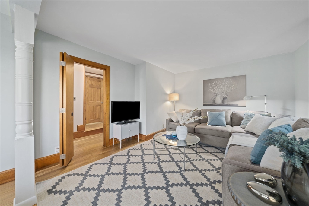 Newton, Massachusetts, 02458, United States, 3 Bedrooms Bedrooms, ,2 BathroomsBathrooms,Residential,For Sale,1939468