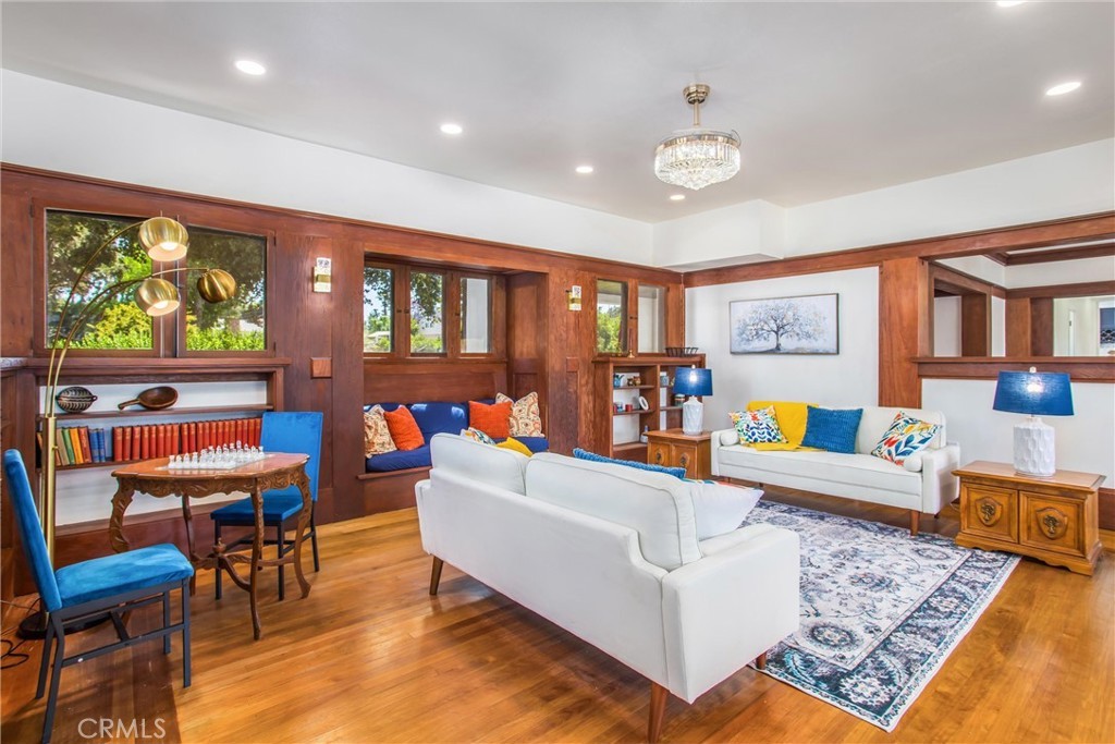 Redlands, California, 92373, United States, 5 Bedrooms Bedrooms, ,4 BathroomsBathrooms,Residential,For Sale,1982163