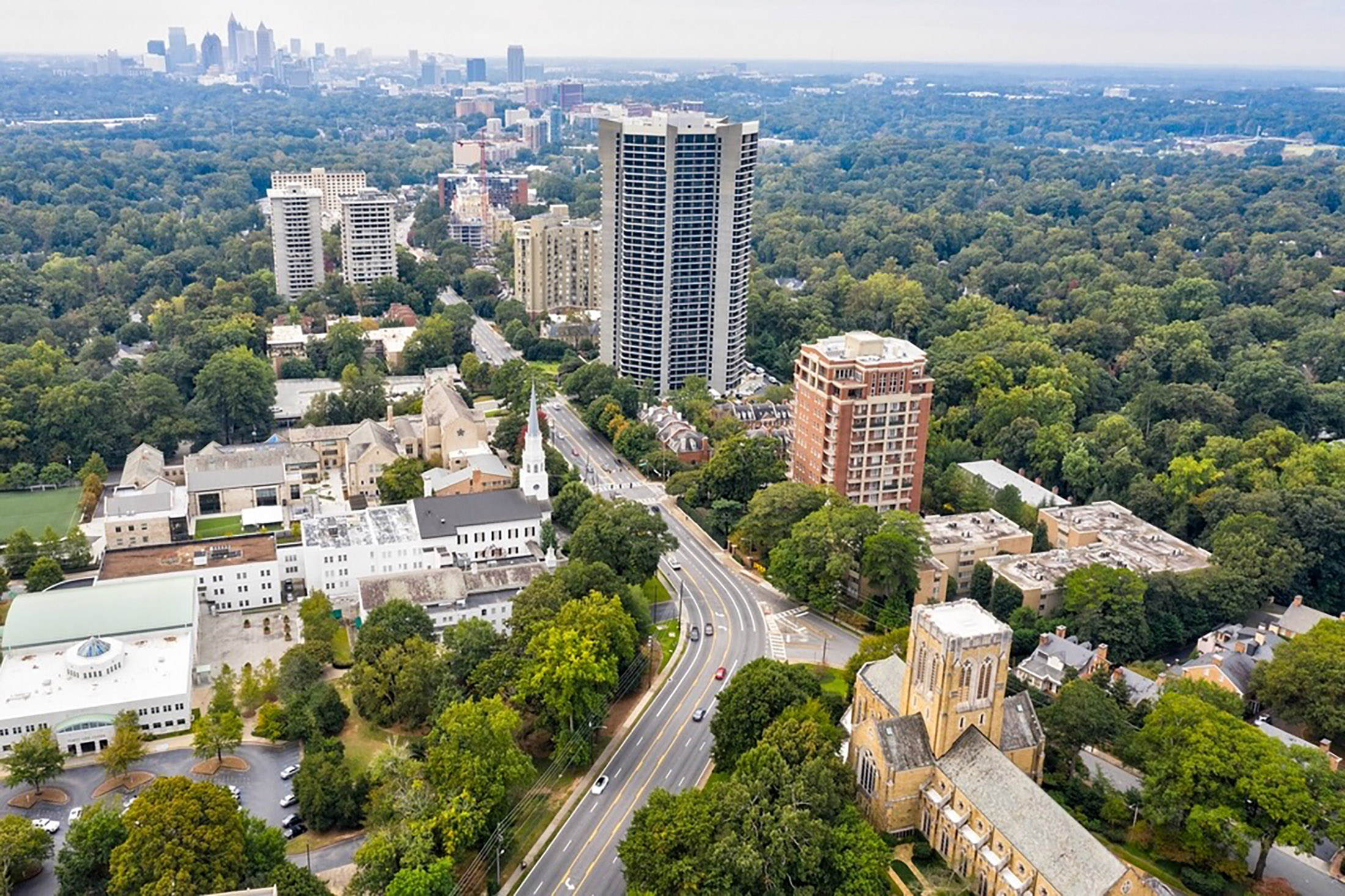  A True Buckhead Jewel - 物件實景