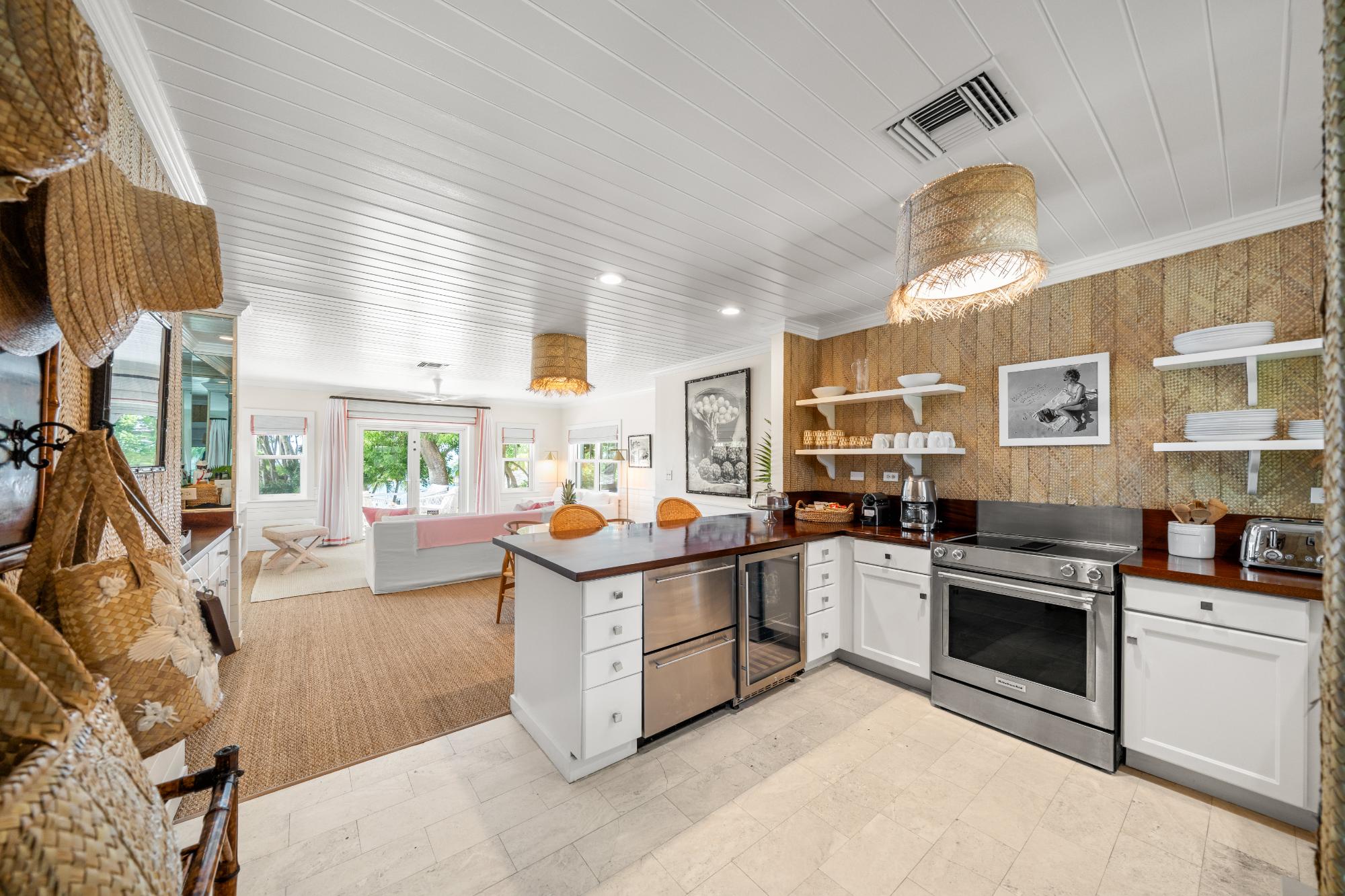 Triana Shores, Harbour Island, Harbour Island, BS, 4 Bedrooms Bedrooms, ,5 BathroomsBathrooms,Residential,For Sale,1950049