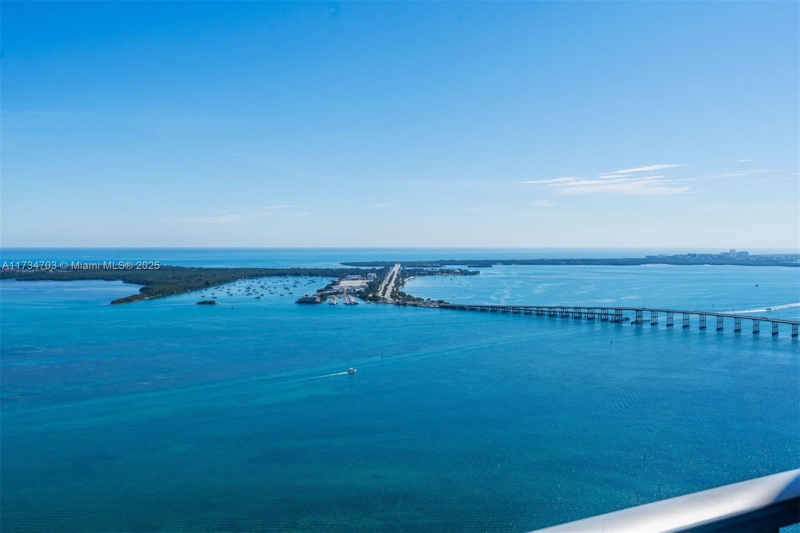 Miami, Florida, 33131, United States, 4 Bedrooms Bedrooms, ,6 BathroomsBathrooms,Residential,For Sale,1697094