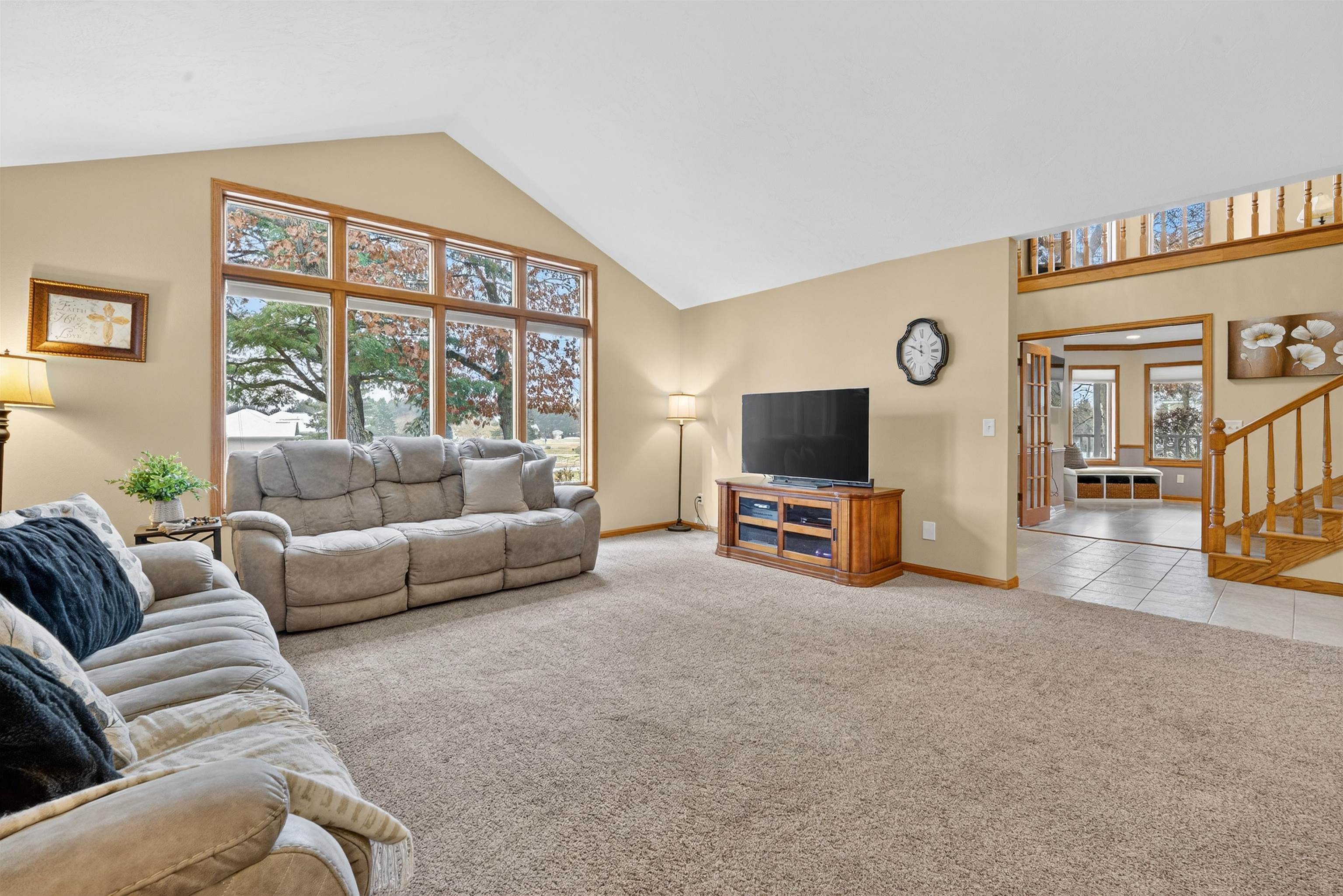 NEW LONDON, Wisconsin, 54961, United States, 3 Bedrooms Bedrooms, ,4 BathroomsBathrooms,Residential,For Sale,1996167