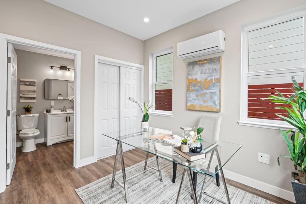 South San Francisco, California, 94080, United States, 4 Bedrooms Bedrooms, ,4 BathroomsBathrooms,Residential,For Sale,2034124
