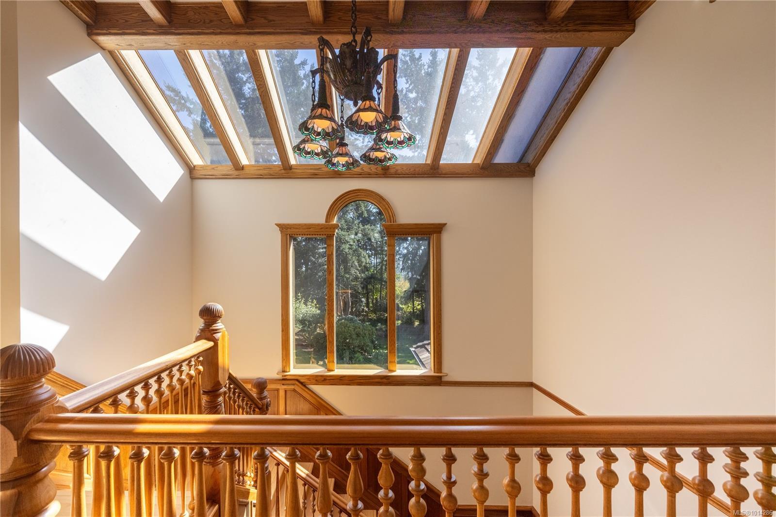 NORTH SAANICH, British Columbia, V8L 5P8, CA, 7 Bedrooms Bedrooms, ,Residential,For Sale,1948660