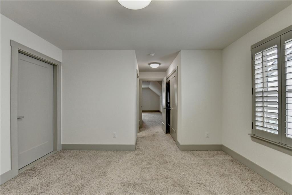Holly Springs, Georgia, 30115, United States, 3 Bedrooms Bedrooms, ,3 BathroomsBathrooms,Residential,For Sale,1943463