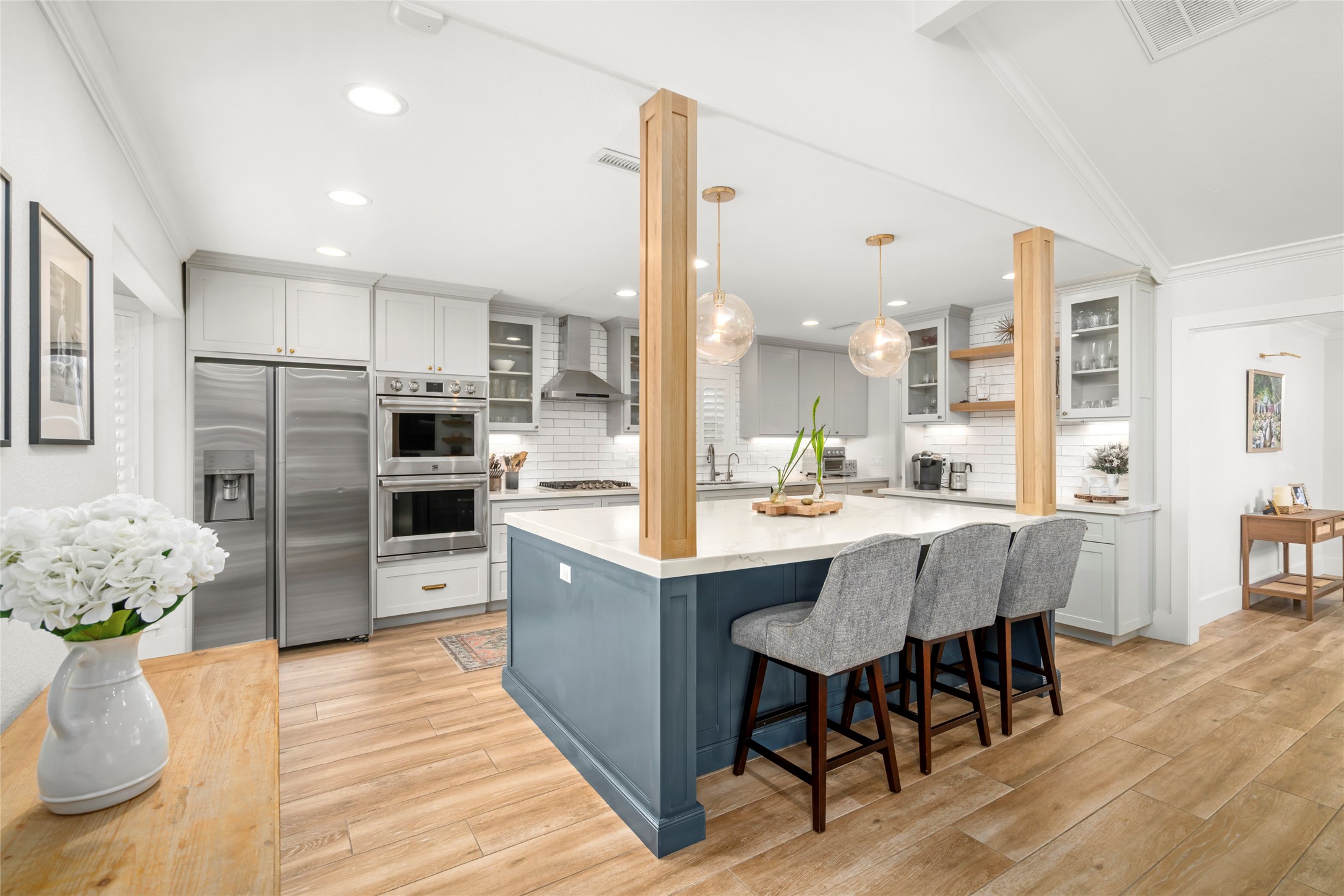 9018 Mullins Drive - 物件實景