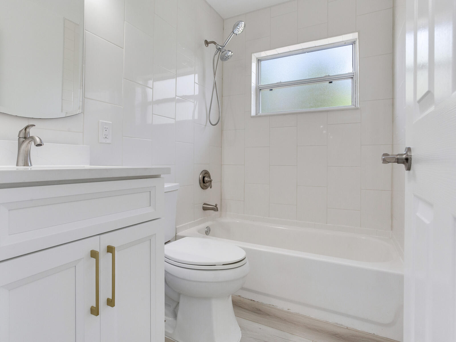 Treasure Island, Florida, 33706, United States, 3 Bedrooms Bedrooms, ,2 BathroomsBathrooms,Residential,For Sale,1981949