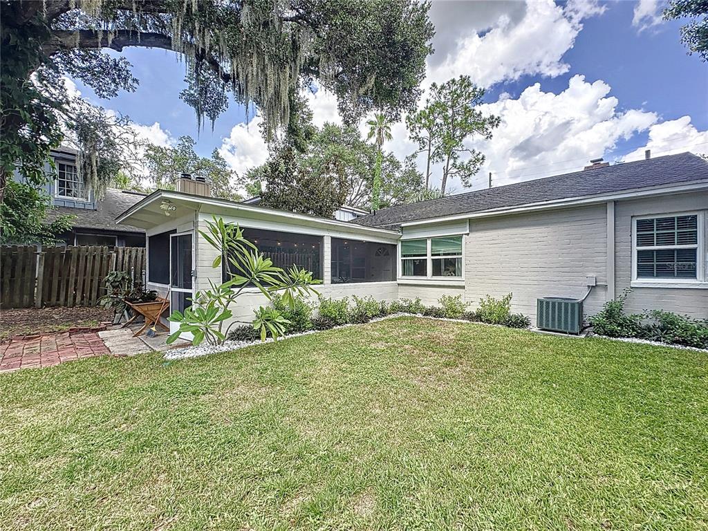 Orlando, Florida, 32804, United States, 2 Bedrooms Bedrooms, ,1 BathroomBathrooms,Residential,For Sale,1920096