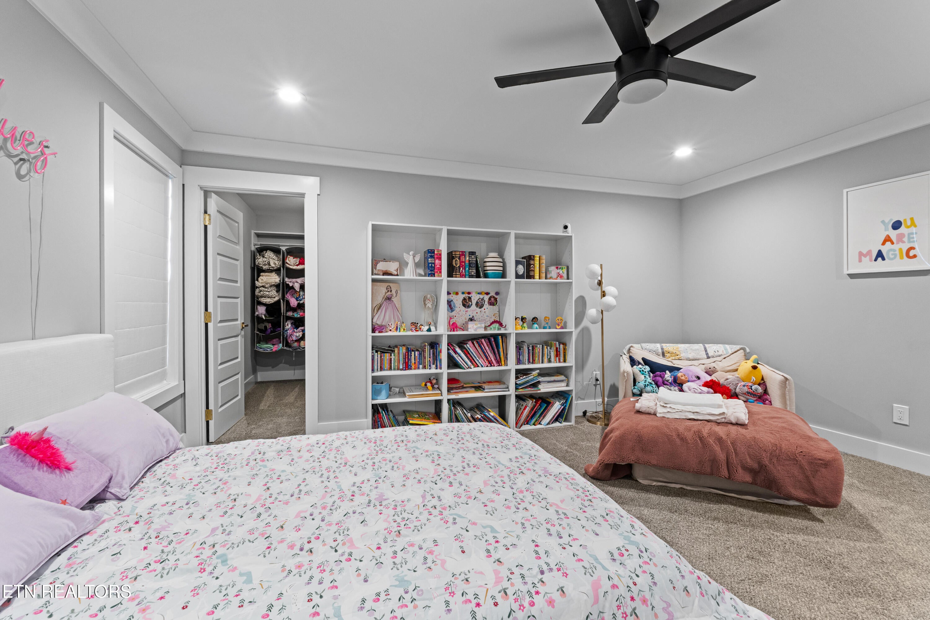 Maryville, Tennessee, 37803, United States, 4 Bedrooms Bedrooms, ,3 BathroomsBathrooms,Residential,For Sale,1721654