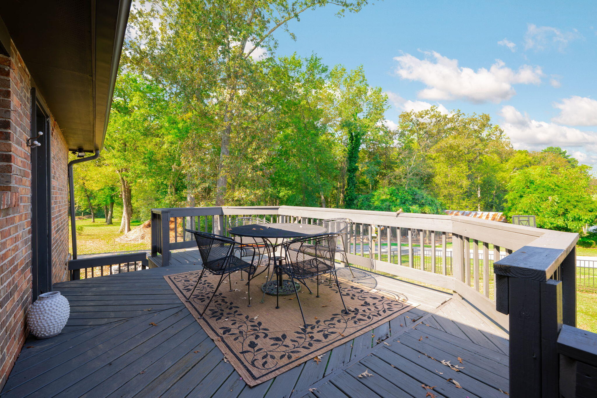 Harrison, Tennessee, 37341, United States, 4 Bedrooms Bedrooms, ,4 BathroomsBathrooms,Residential,For Sale,1951177