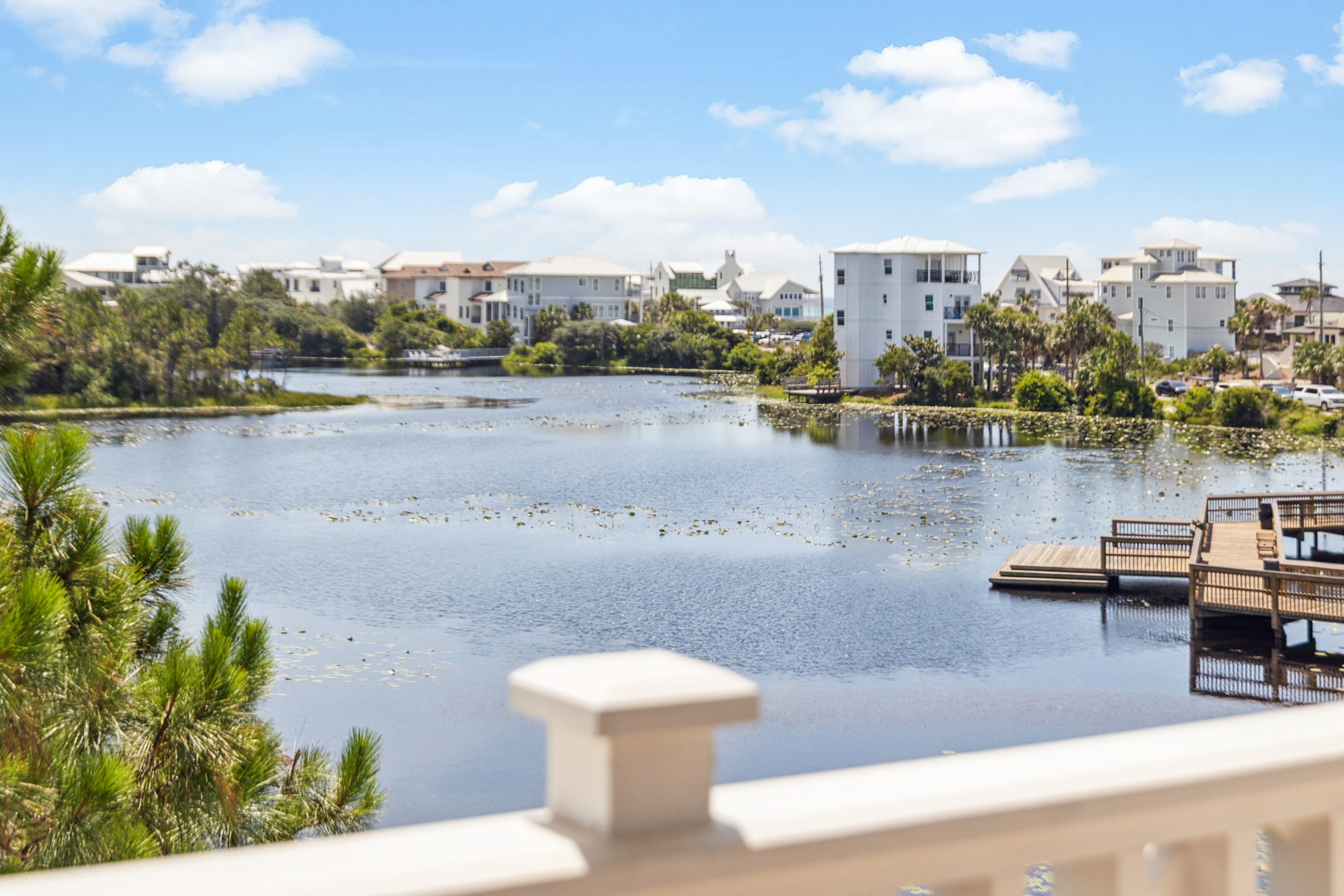  Enchanting Gulf-Side Home Curated For Comfort And Convenience - 物件實景