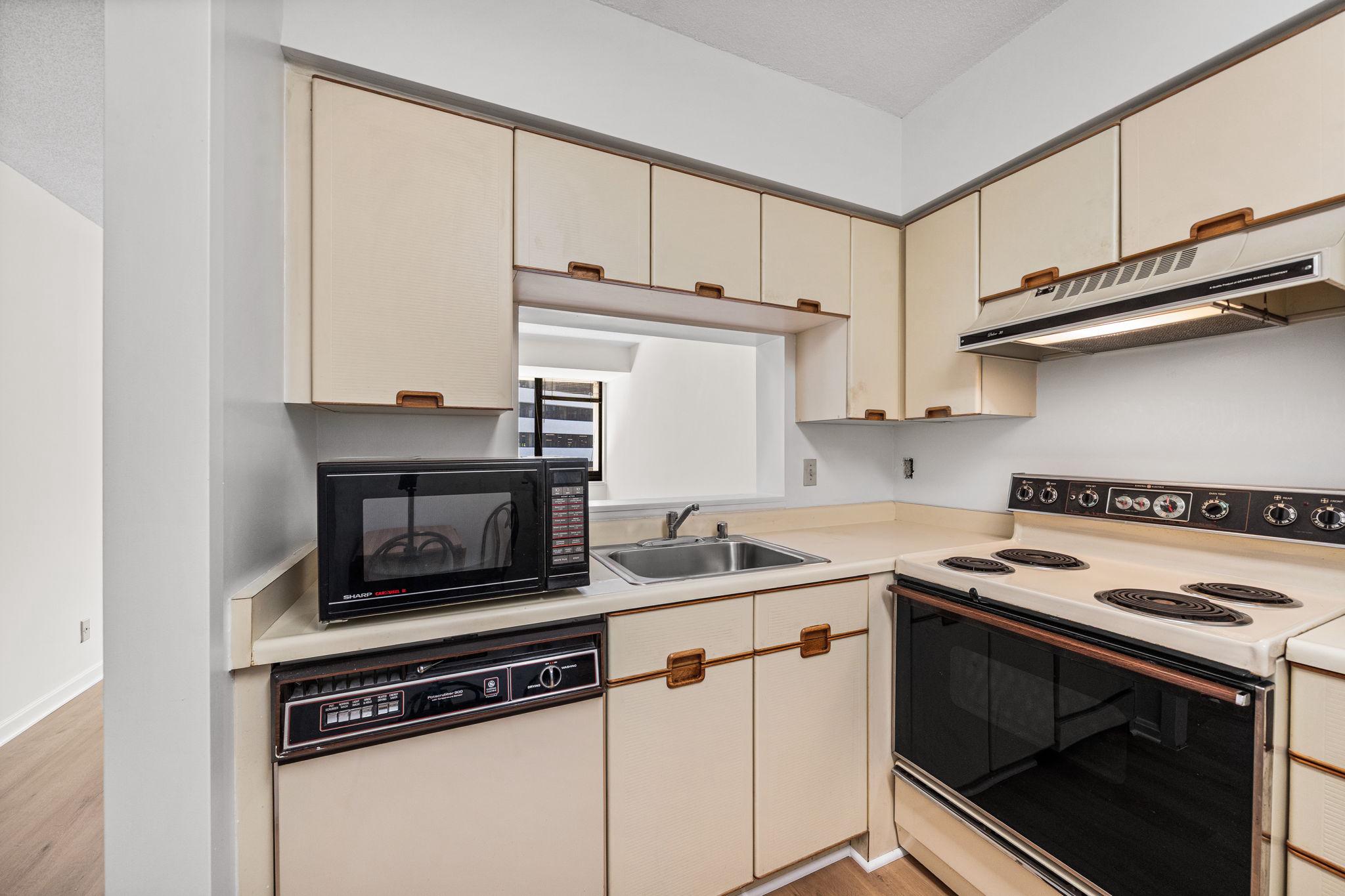  1805 Crystal Drive, Arlington, VA, 22202 - 物件實景