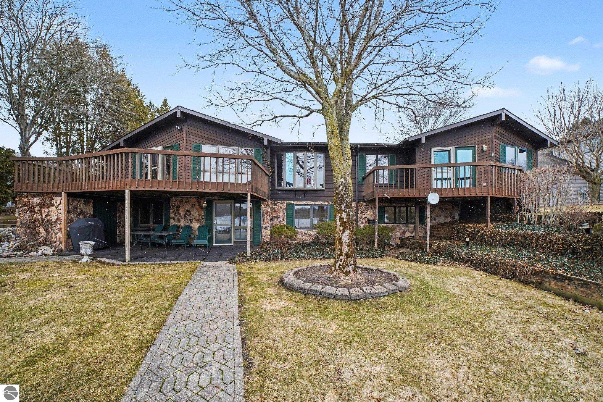 Lake Isabella, Michigan, 48893, United States, 4 Bedrooms Bedrooms, ,4 BathroomsBathrooms,Residential,For Sale,2030356