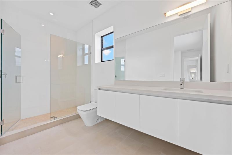 Weston, Florida, 33326, United States, 5 Bedrooms Bedrooms, ,10 BathroomsBathrooms,Residential,For Sale,1925286