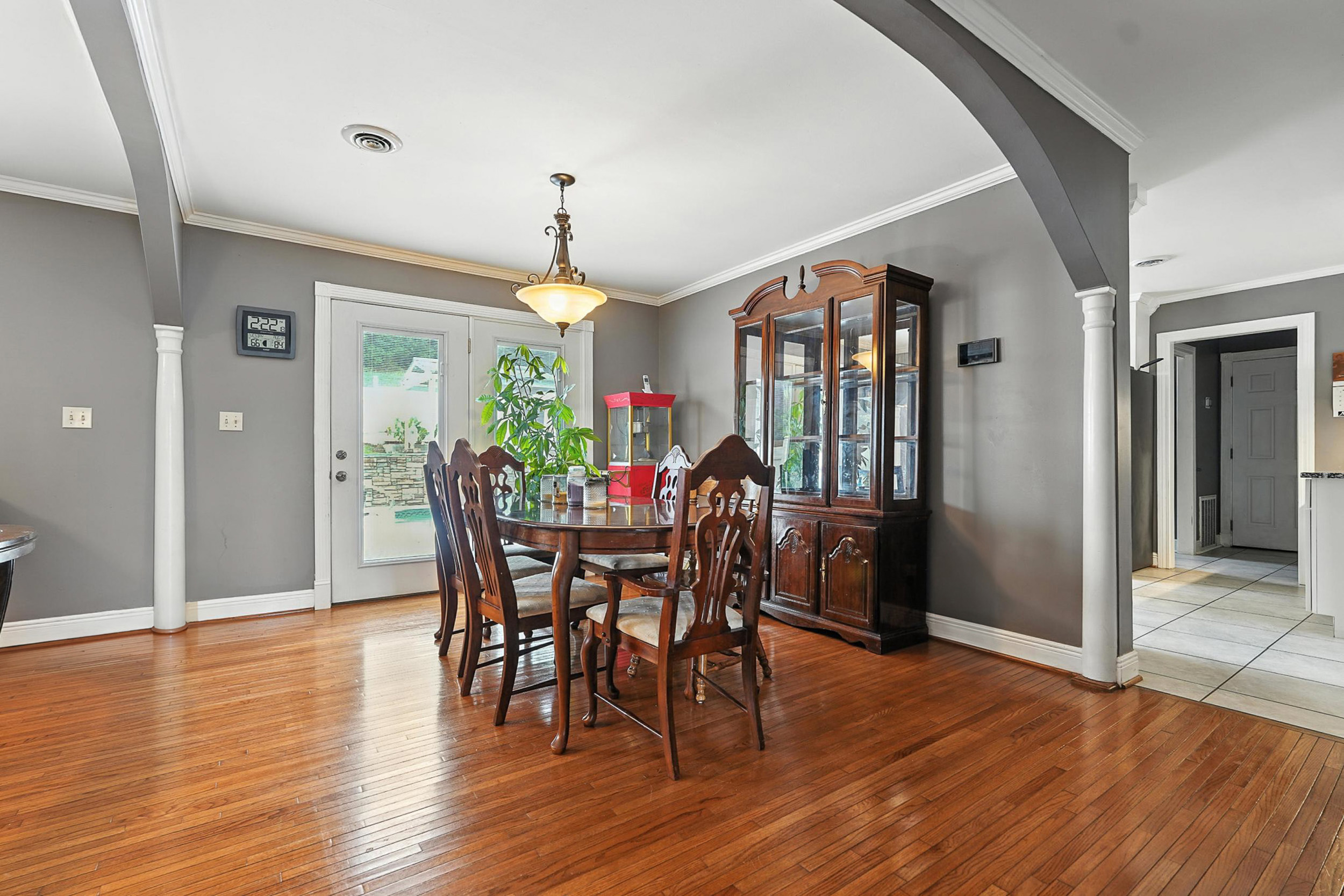 Seymour, Tennessee, 37865, United States, 8 Bedrooms Bedrooms, ,8 BathroomsBathrooms,Residential,For Sale,1904396