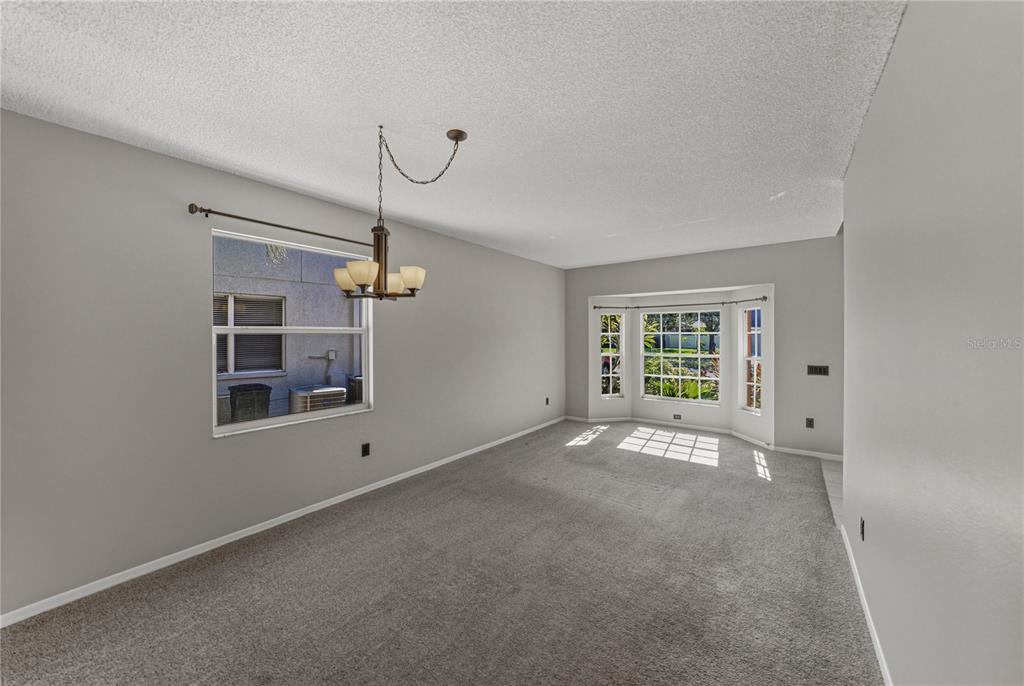 Oldsmar, Florida, 34677, United States, 5 Bedrooms Bedrooms, ,3 BathroomsBathrooms,Residential,For Sale,1988013