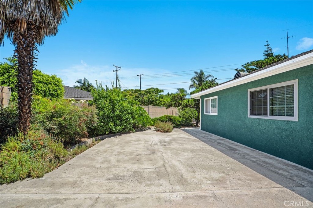 Orange, California, 92867, United States, 4 Bedrooms Bedrooms, ,2 BathroomsBathrooms,Residential,For Sale,1902467