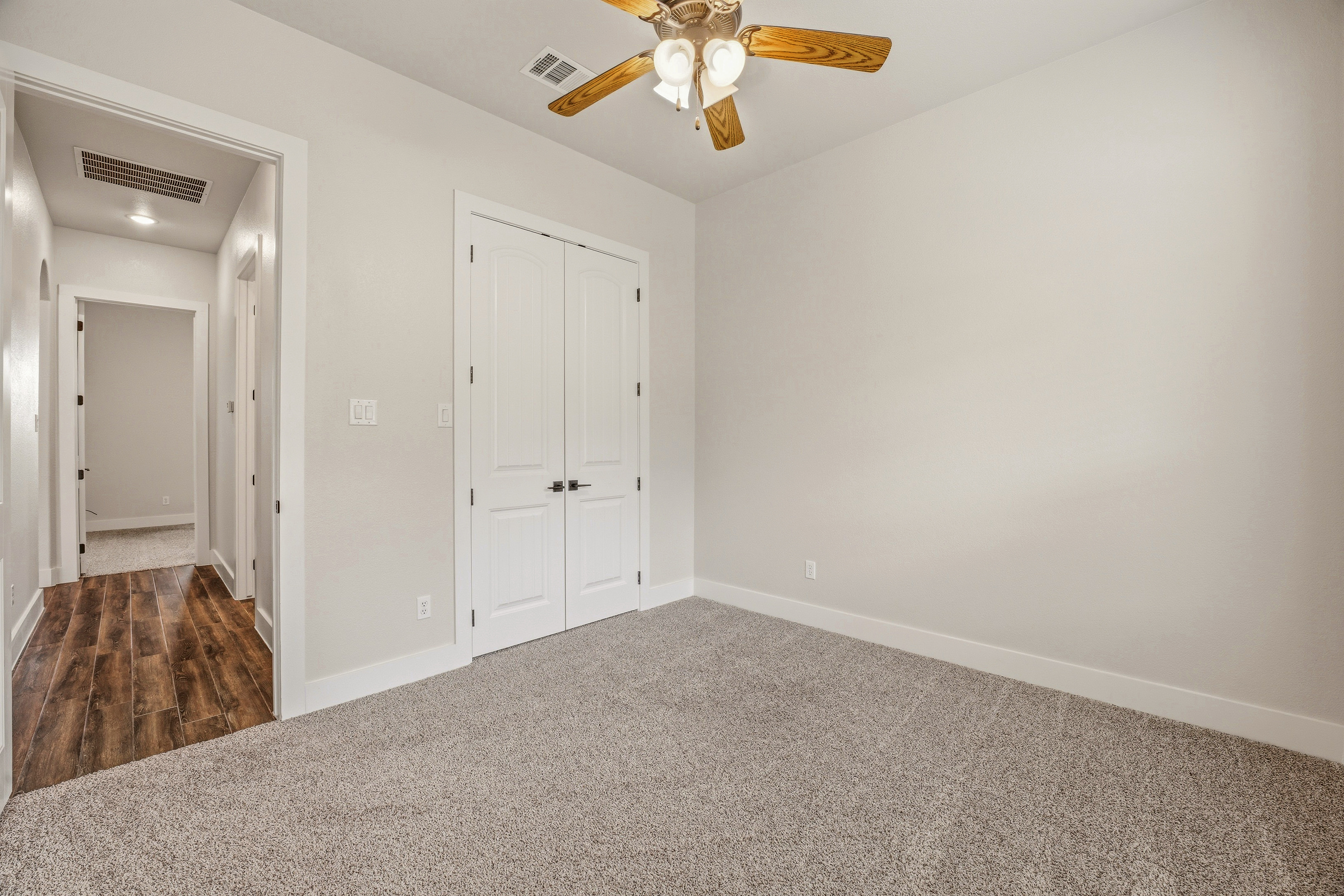  198 Cedar Mountain Drive, Weatherford, TX, 76085 - 物件實景