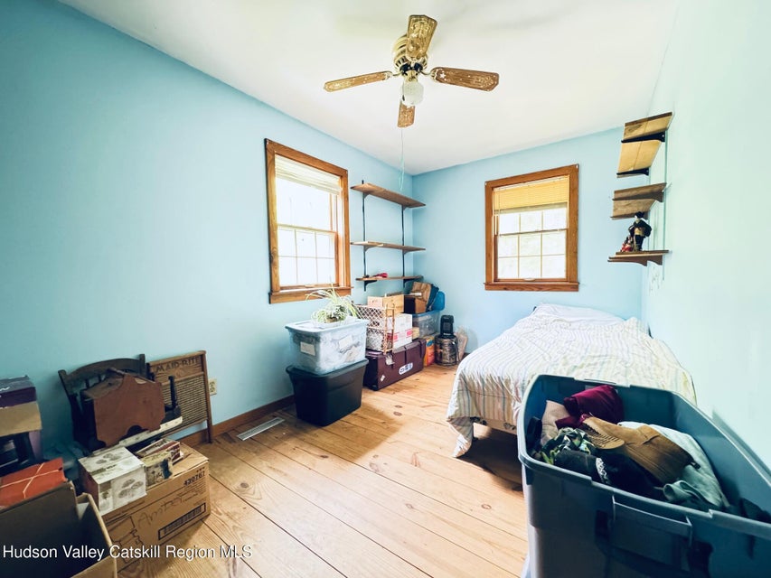 Saugerties, New York, 12477, United States, 5 Bedrooms Bedrooms, ,3 BathroomsBathrooms,Residential,For Sale,1984014