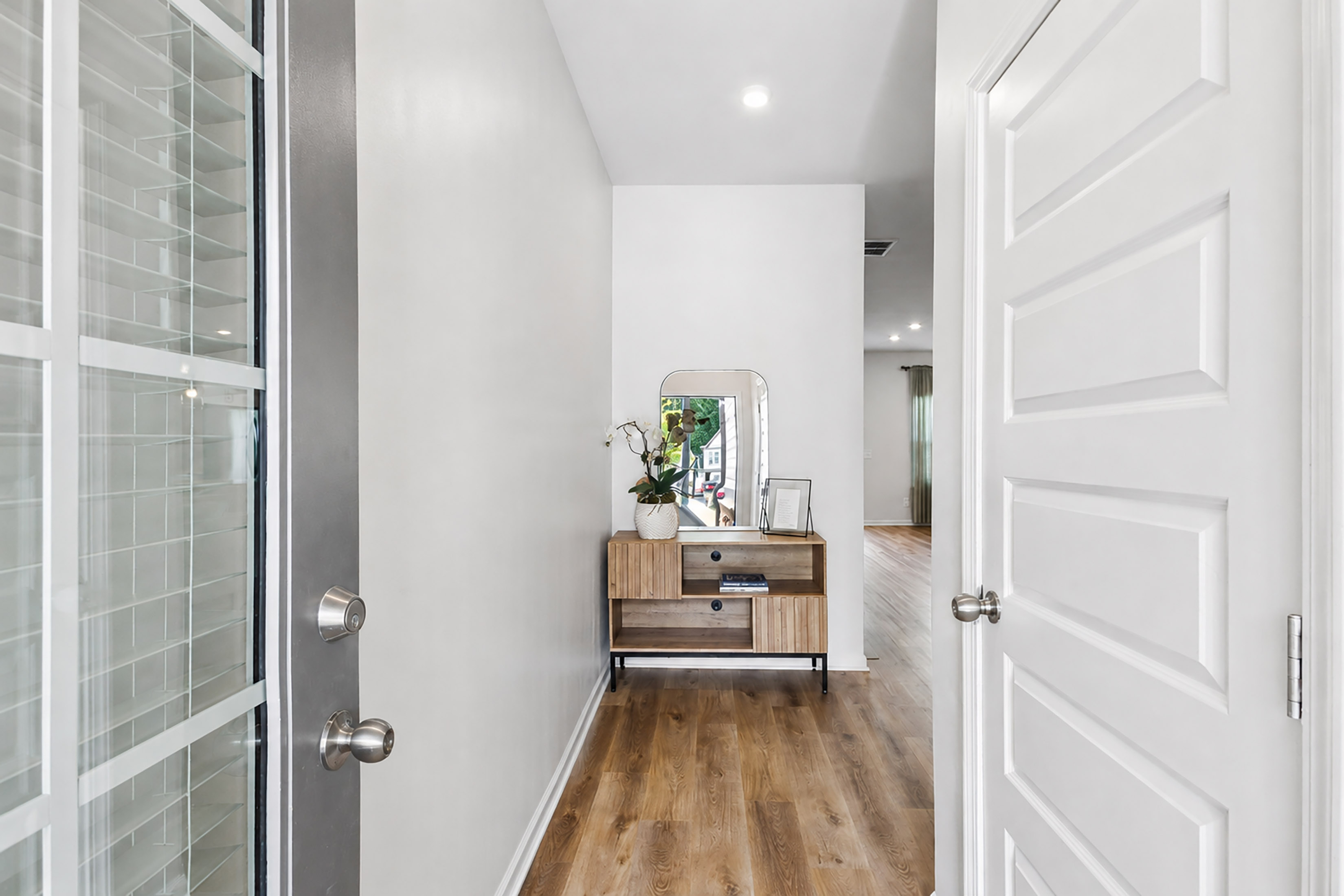  Beautifully Appointed Home Balances Comfort, Style and Low Maintenance Living - 物件實景