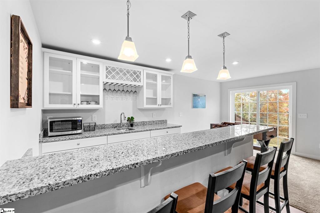 Greenville, South Carolina, 29607, United States, 6 Bedrooms Bedrooms, ,4 BathroomsBathrooms,Residential,For Sale,1986555