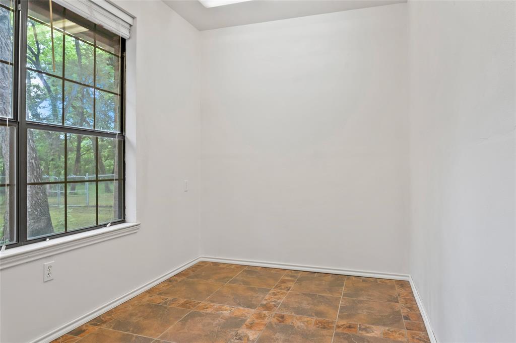 Midlothian, Texas, 76065, United States, 5 Bedrooms Bedrooms, ,4 BathroomsBathrooms,Residential,For Sale,1810593