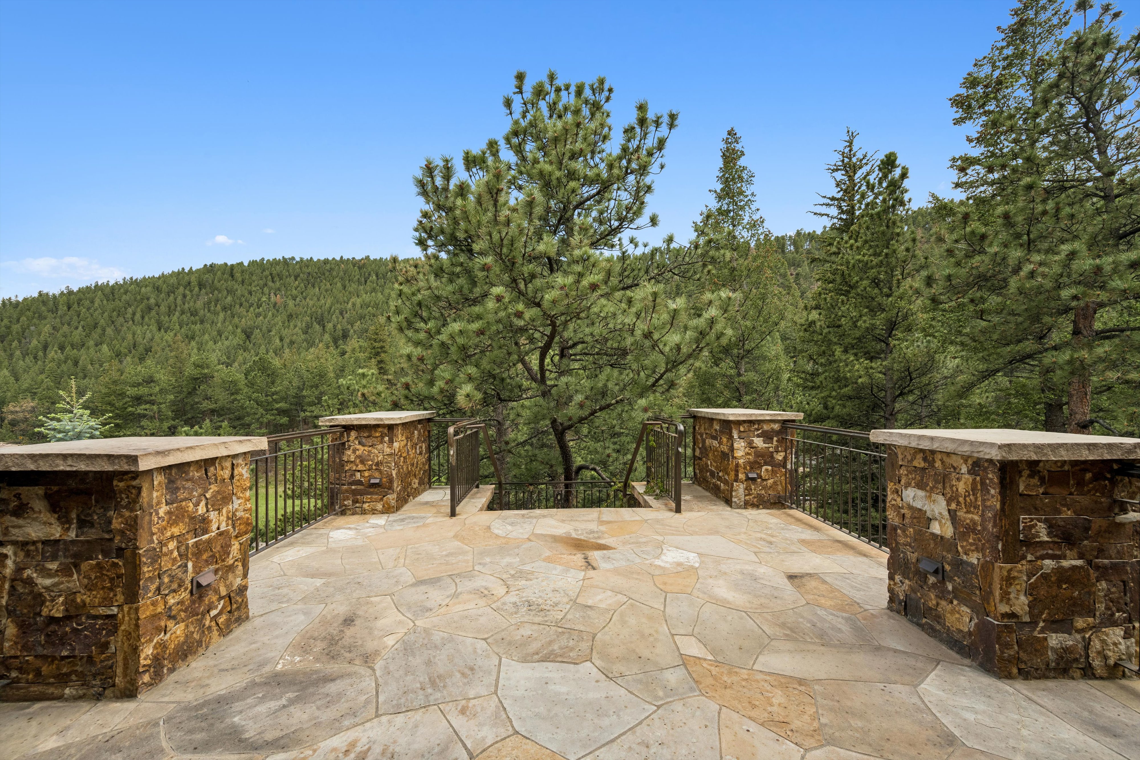  Luxury Mountain Estate in Celebrated Upper Bear Creek - 物件實景