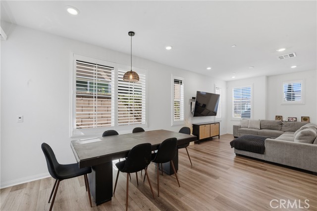 Fontana, California, 92336, United States, 4 Bedrooms Bedrooms, ,4 BathroomsBathrooms,Residential,For Sale,1981803