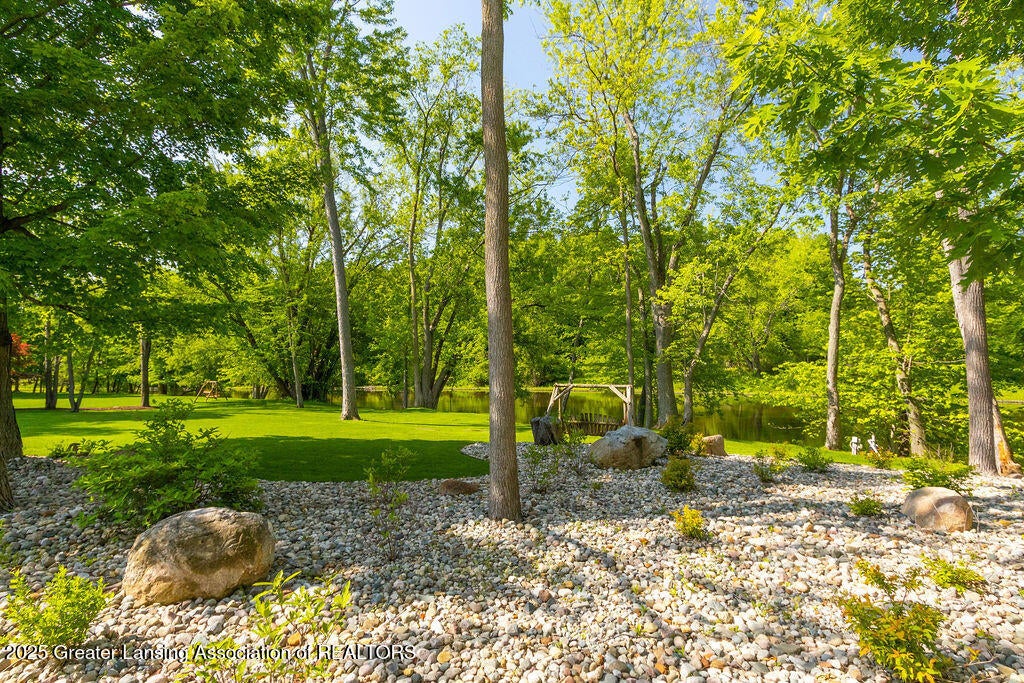 Dimondale, Michigan, 48821, United States, 4 Bedrooms Bedrooms, ,4 BathroomsBathrooms,Residential,For Sale,1840244