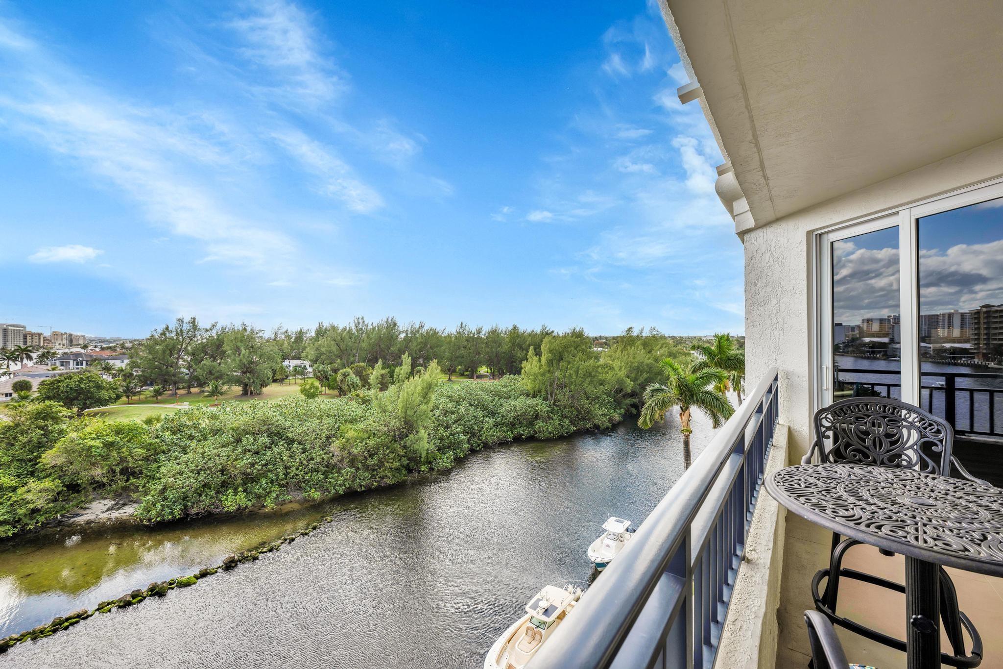 Pompano Beach, Florida, 33062, United States, 2 Bedrooms Bedrooms, ,2 BathroomsBathrooms,Residential,For Sale,1915654